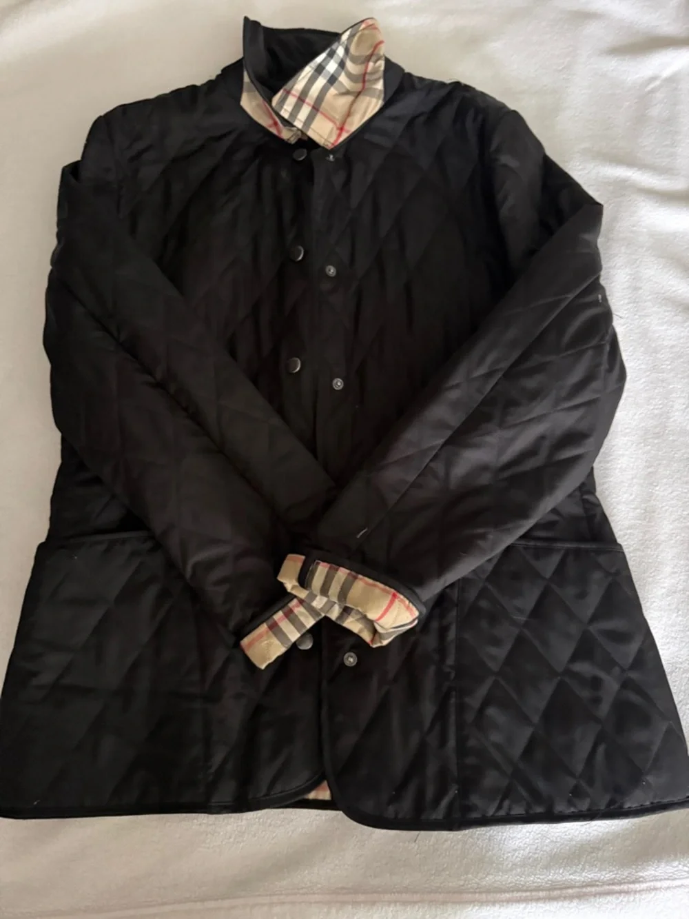 Burberry Black Quilted Utility Jacket with Signature Check Trim - Picture 4 of 5